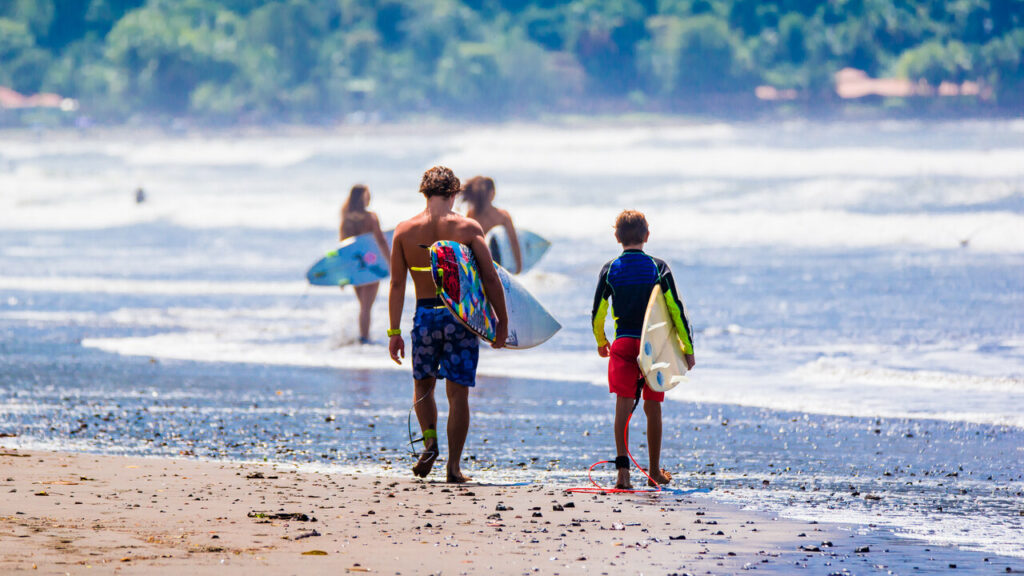 Surf_na _Costa_Rica_em_familia